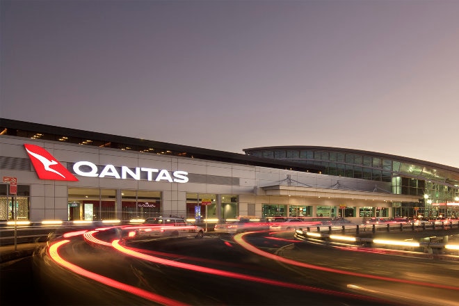 Sydney airport Qantas terminal 3