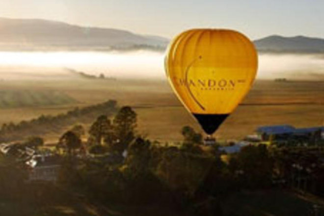 Hot air balloon over Yarra Valley