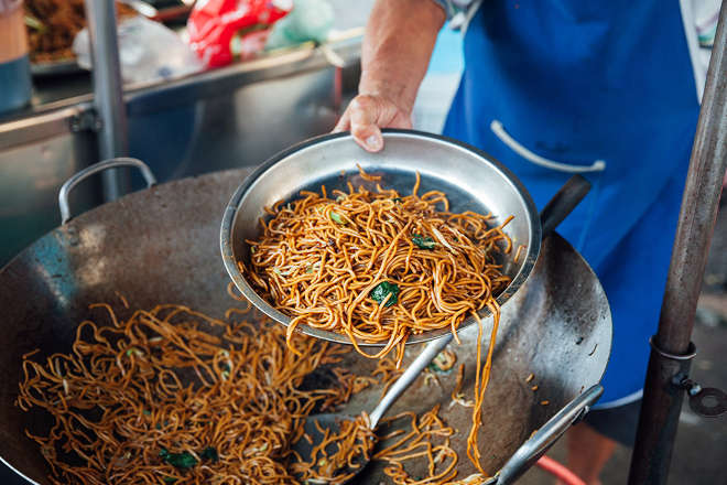 Malaysian mi goreng noodles