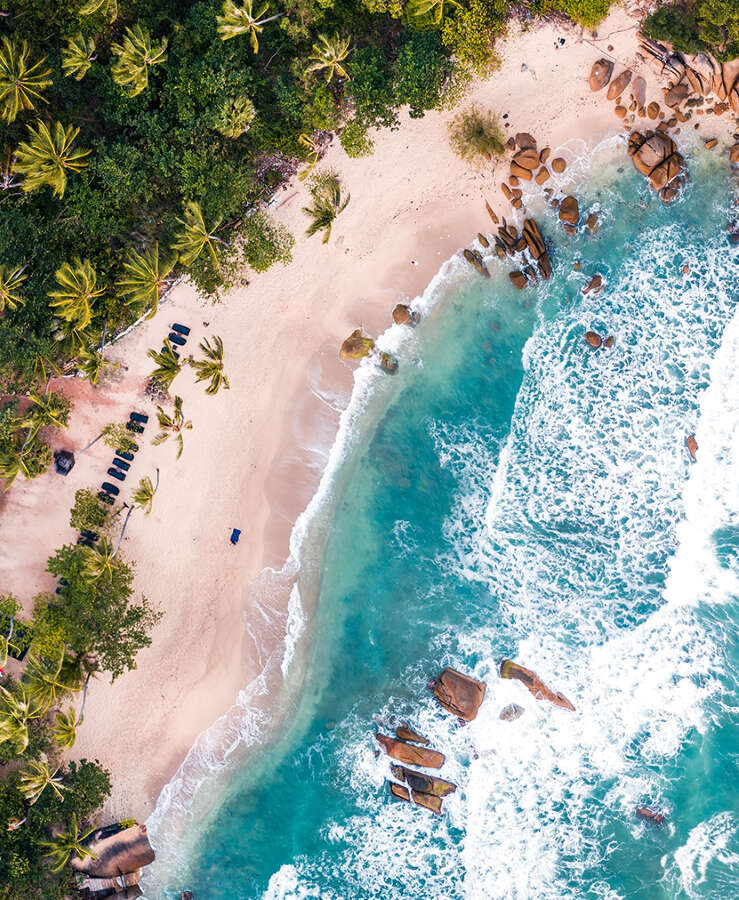  Overhead view of tropical beach at sunset, Ko Samui, Thailand