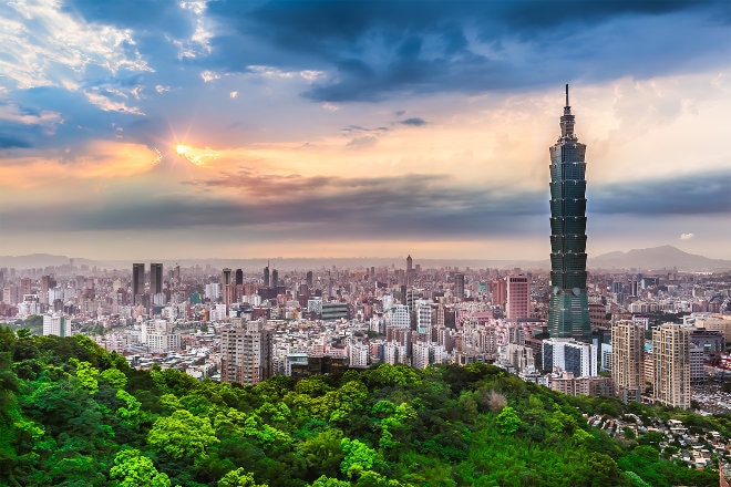 Earn Qantas Points from Sydney to Taipei