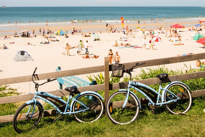 Main beach Byron bay bikes