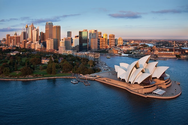 Earn Qantas Points from Noumea to Sydney