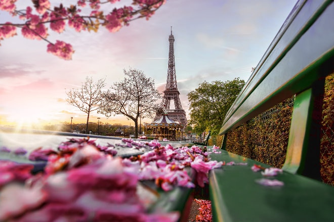 Eiffel tower spring time