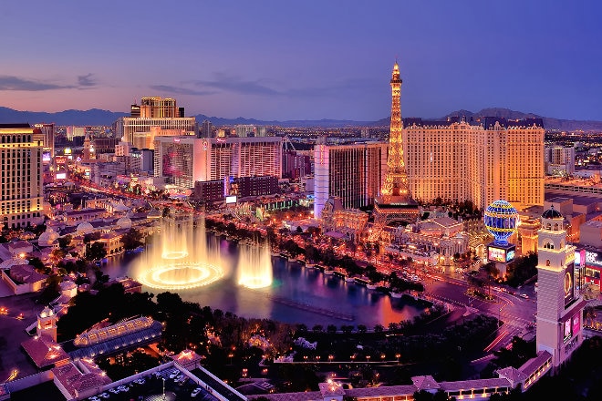 Earn Qantas Points from Anchorage to Las Vegas