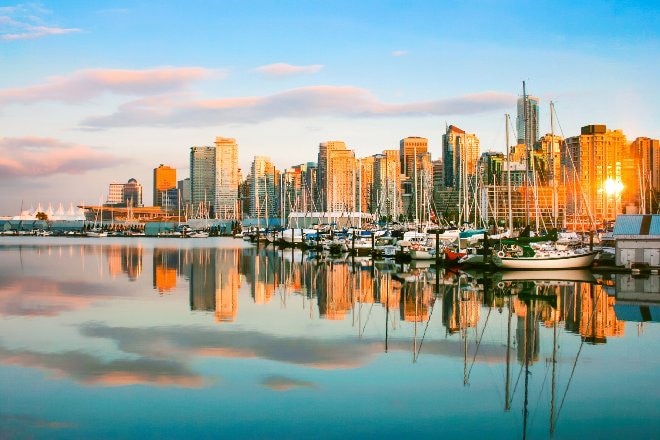 Earn Qantas Points from Calgary to Vancouver