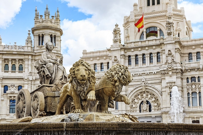 Madrid square and statue