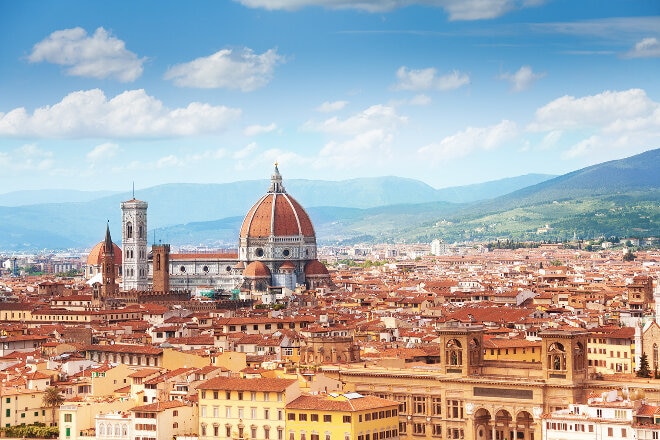 Earn Qantas Points from Amsterdam to Florence