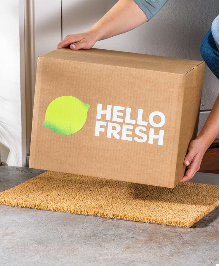 HelloFresh box being delivered