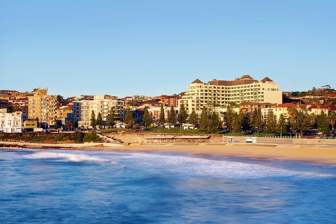 Crowne Plaza Coogee Beach exterior view