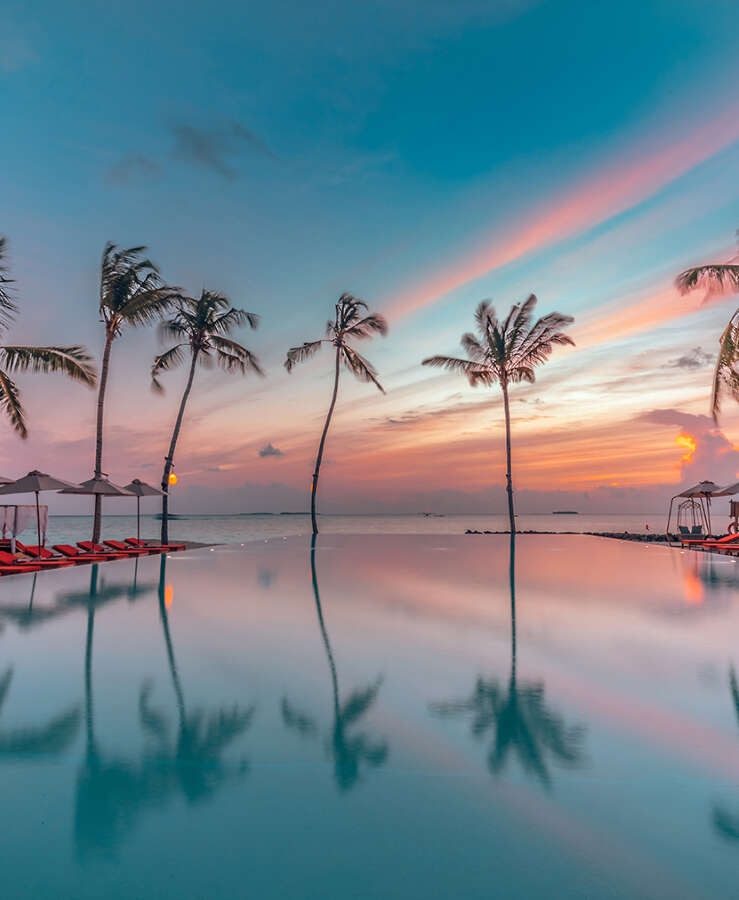 sunset-pool-sun-siyam-iru-veli-maldives