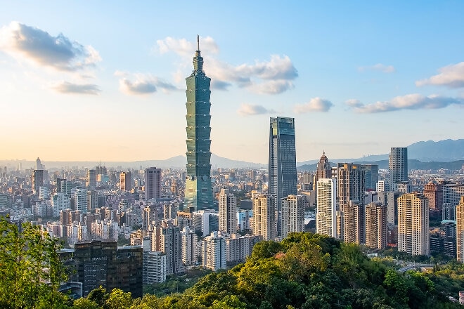 Taipei  tower and view of city