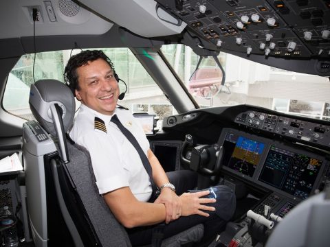 5 Things that Surprised a Qantas Pilot about the Dreamliner