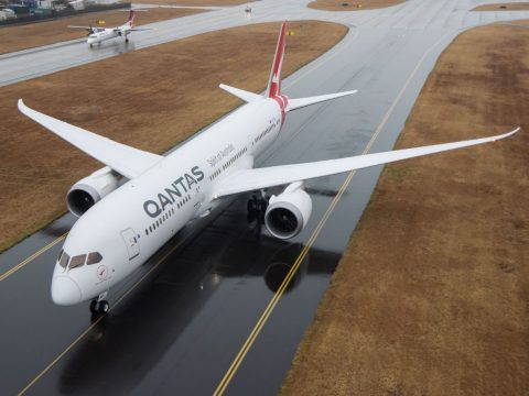 5 Things that Surprised a Qantas Pilot about the Dreamliner