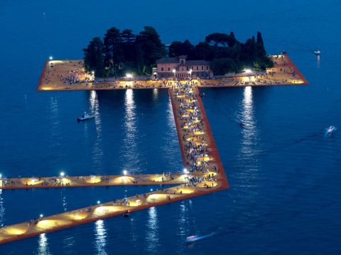 Floating Walkway in Italy Allows You to Walk on Water