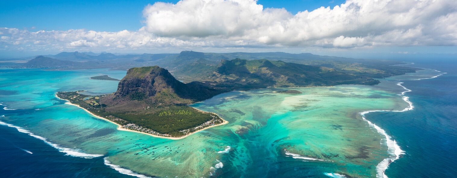 flights-to-mauritius-mru-qantas-flight-offers